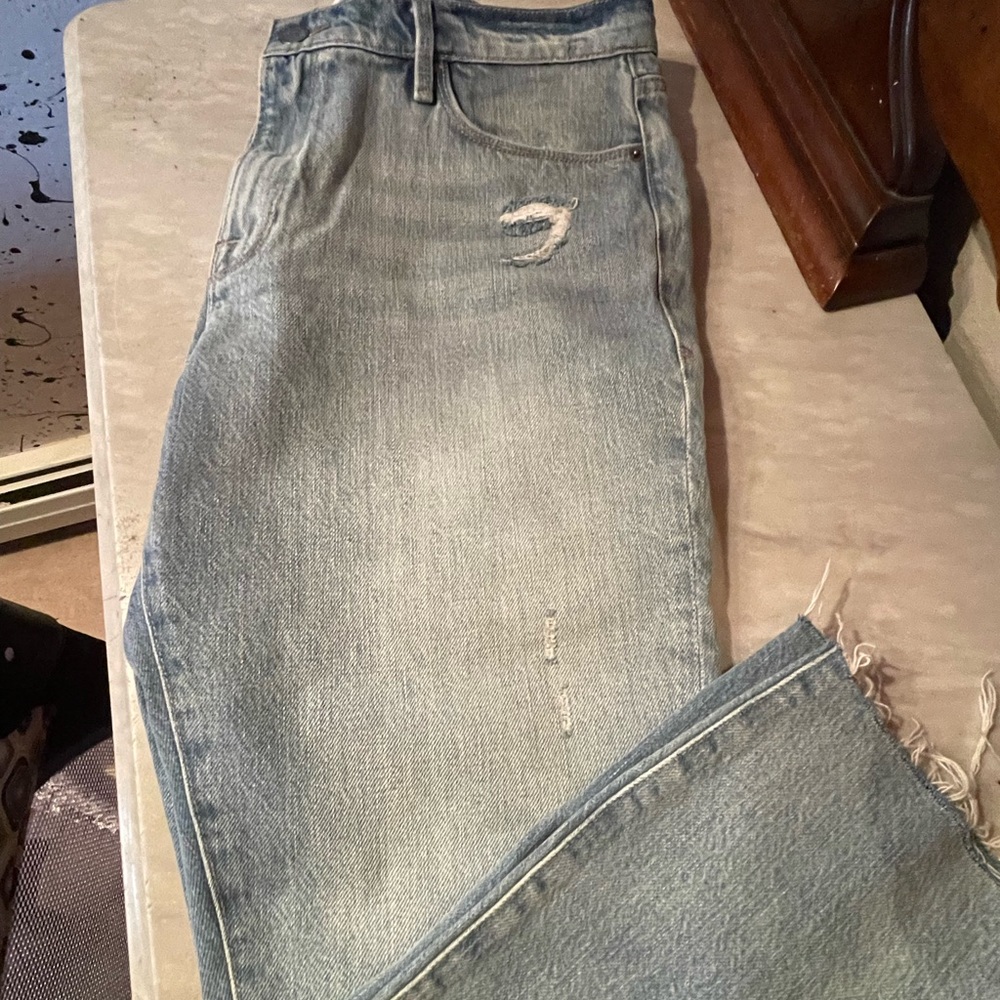 Like new, never worn. Frame boyfriend jeans. - Picture 3 of 4